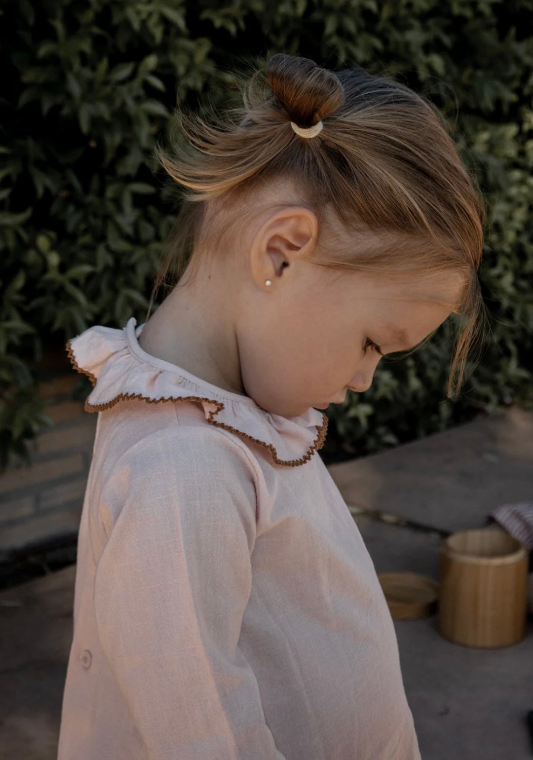 Blusa bebé rosa empolvado