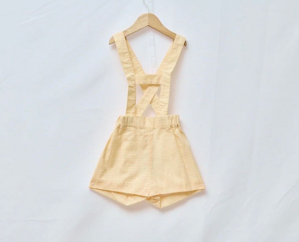 Pantalón con tirantes